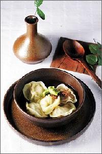 安心でおいしい手作りギョーザ①