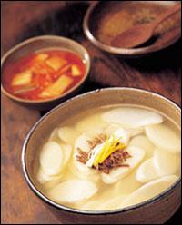 今年のお正月は韓国式お雑煮に挑戦!