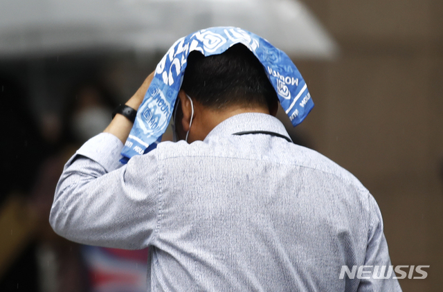 「雨が恨めしい」