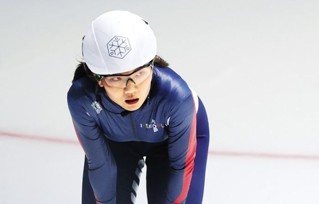 「韓国代表の品位を欠いた」…女子ショートトラック沈錫希、五輪出場不可