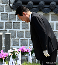 光州事件の犠牲者を追悼する尹錫悦大統領
