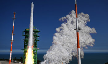 1993年に1段ロケットで第一歩…韓国独自開発30年の結実