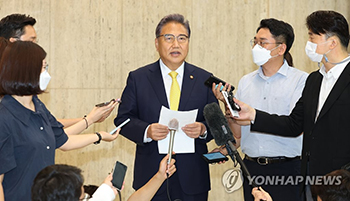 韓国外相が訪日終え帰国　ＧＳＯＭＩＡ・輸出規制「総合的に協議」