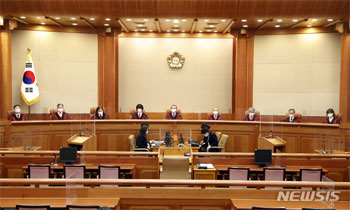 韓国憲法裁、大法院判決3件を取り消し