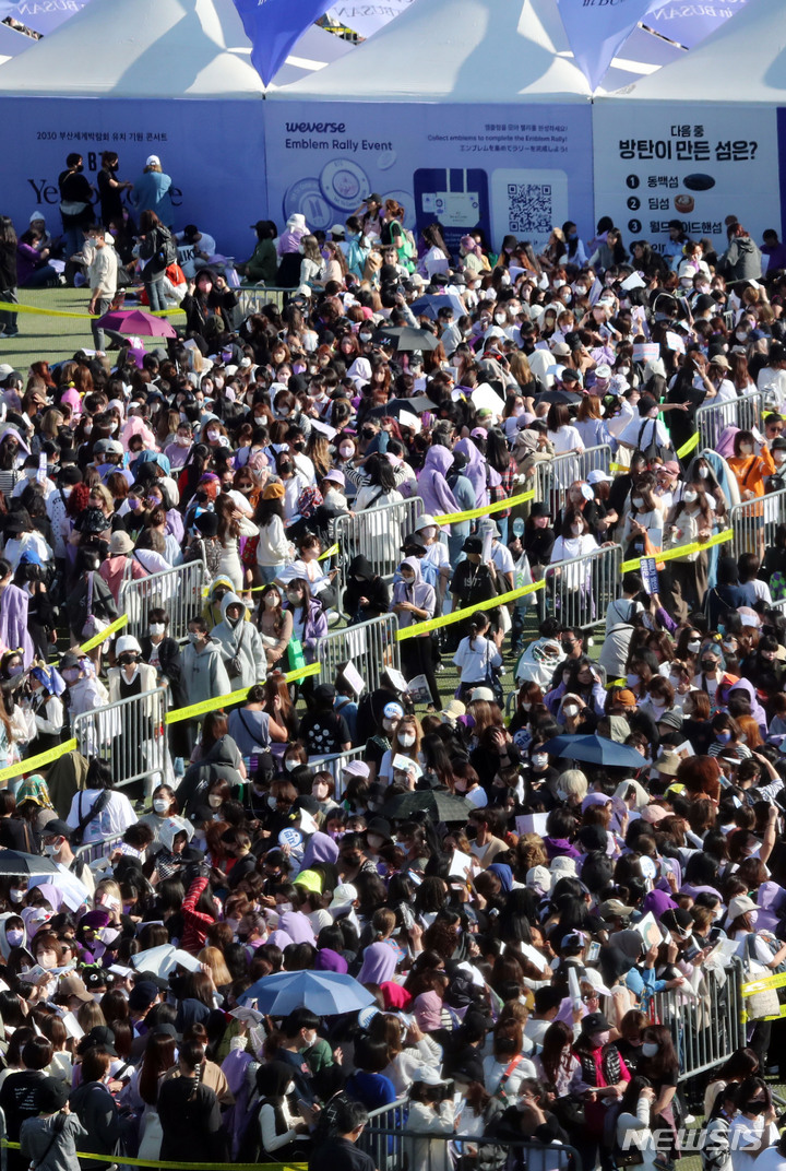 BTS コンサート DVD Blu-ray 付属 フォトブック