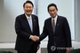 韓日首脳会談　韓国外交部「会ったこと自体が重要」