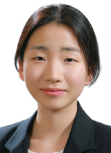 ▲韓慶珍（ハン・ギョンジン）記者