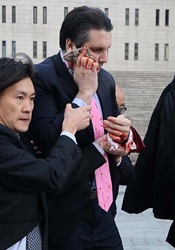 襲われたリッパート駐韓米大使