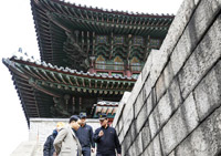 東大門に放火しようとした45歳男を逮捕　／ソウル