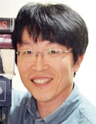 ▲翻訳家シン・ギョンシク氏