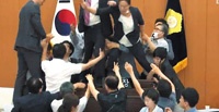 区議会議員らが議場で乱闘、検察が捜査へ　／ソウル