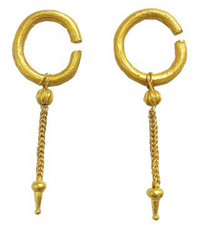 公州・水村里古墳群から百済の金製耳飾り1組が出土