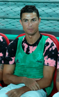 ロナウド「ノーショー」主催側に責任…原告ファン2人に37万ウォンずつ賠償