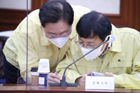 監査前日の夜、原発資料444件を削除していた