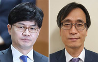 ▲韓東勲検事長（左）と丁珍雄次長検事