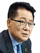 朴智元院長に会った菅首相「過去にとらわれないようにしよう」