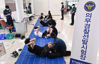 設立から40年で廃止…韓国義務警察、最後の期の競争率は31倍