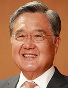 方相勲朝鮮日報社長、印プリヤダルシニ賞受賞