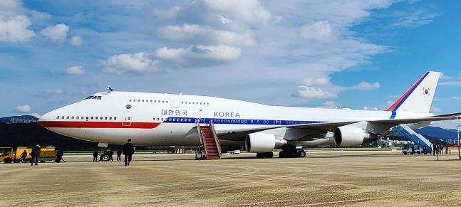 韓国大統領専用機、来月から新たなボーイング747型機に変更-Chosun
