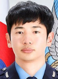 殉職した韓国空軍29歳少領の搭乗機、燃料パイプに二つの穴