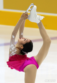 「14歳のフィギュア少女」シン・ジアの美しい演技