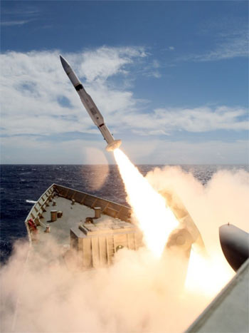 ▲SM2ミサイル発射の様子