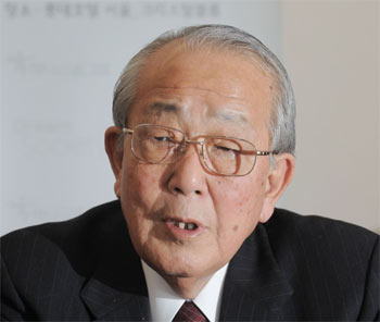 訃報：稲盛和夫さん90歳＝京セラ名誉会長、経営破たんのJALも再生させた「経営の神様」