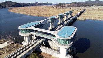 【独自】堰の解体主導した環境団体代表、発表後に韓国水資源公社の非常任理事として報酬