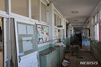 台風11号で浸水した小学校の内部　／浦項