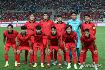 サッカー韓日代表、9月の強化試合は共に1勝1分け…内容は大差