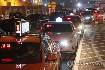 ソウルのタクシー　１２月から深夜料金値上げ＝韓国