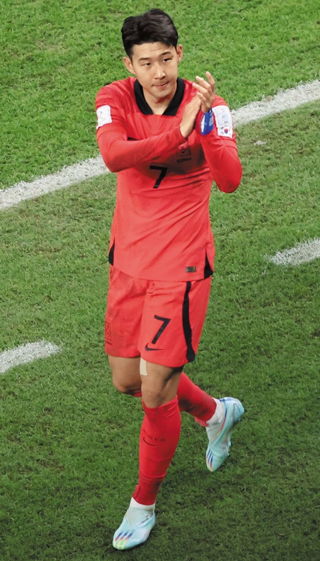 カタールw杯 決勝t進出のドラマ作りたい 主将ソン フンミンの肩にのしかかる重圧 Chosun Online 朝鮮日報