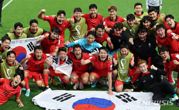 W杯：韓国、信じられない決勝T進出…ポルトガルに2－1で逆転勝ち