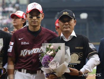 野球：「元中日・李鍾範の息子、李政厚がメジャー挑戦」…日本メディアが注目