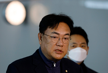 【写真】国民の力の鄭鎮碩・非常対策委員長／NEWSIS