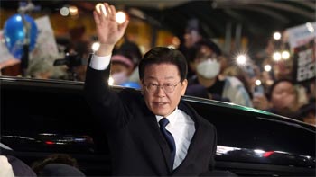 野党「法治を掲げるナチス」与党「犯罪容疑者にすぎない」…李在明代表聴取めぐり対立