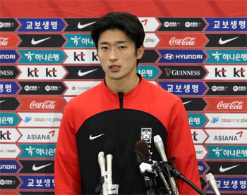 【コラム】イケメンFWチョ・ギュソンはなぜ韓国に残る羽目になったのか