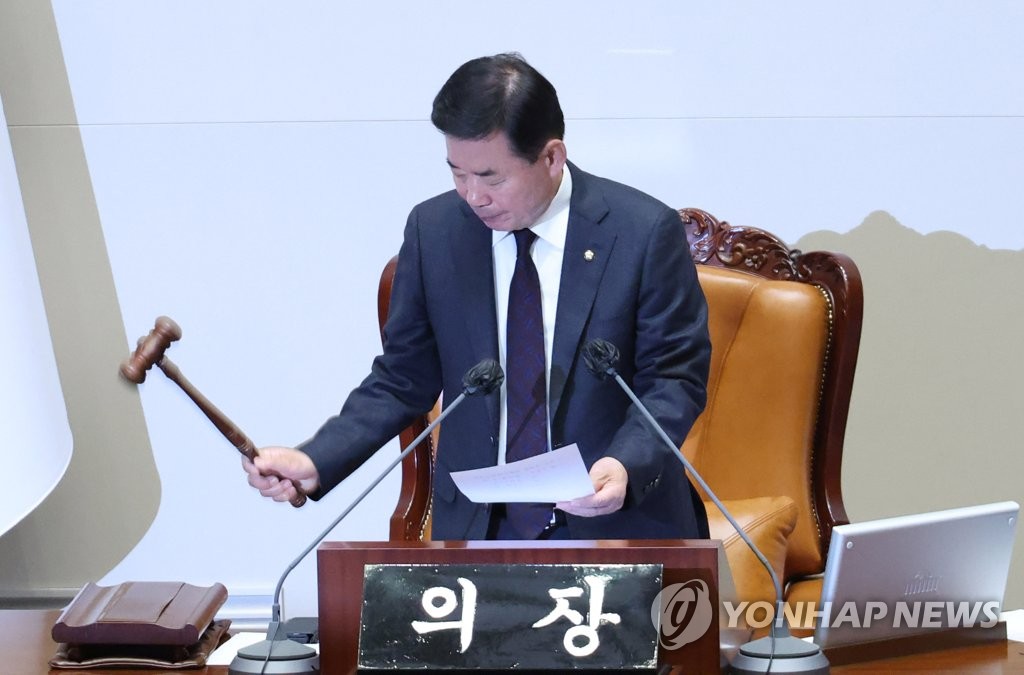 韓国大統領室　行政相の弾劾訴追案可決は「議会主義の放棄」