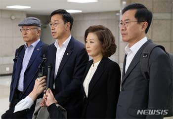 まるで市民団体のような共に民主…きのうは日本大使館に押しかけて、きょうは福島へ