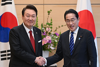 米国の歓待に日本も応える…主導権を握った尹錫悦外交