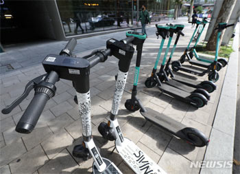 「あわや大火災」　未明に韓国の民家で突然爆発した電動キックボード