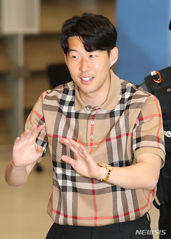 シーズンを終えて帰国したソン・フンミン-Chosun online 朝鮮日報