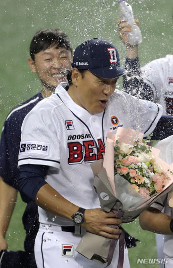 11連勝した斗山イ・スンヨプ監督