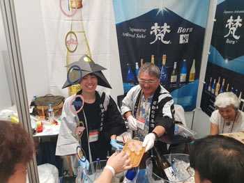 ソウルで４年ぶりに「日本酒フェス」　大勢の来場客で会場盛り上がる