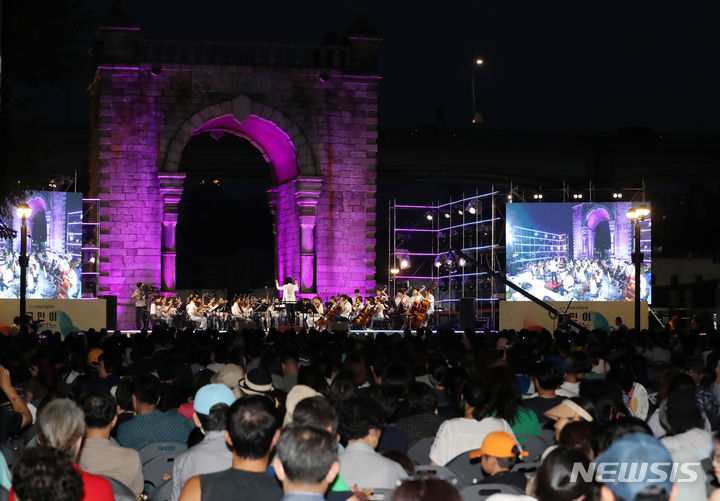 光復節前夜音楽会Chosun online 朝鮮日報
