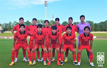 ▲サッカー18歳以下（U-18）日本代表とのSBSカップ国際ユースサッカー第1戦に先発出場した韓国代表11選手。写真＝大韓サッカー協会