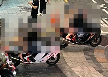 「何を着ようと自由」…ソウル江南をビキニ姿で走行したバイク族、今度は釜山市内に出没