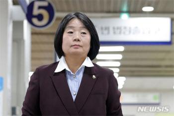 尹美香議員、「親北」朝鮮総連の関東大震災追悼式に出席…韓国の行事は欠席