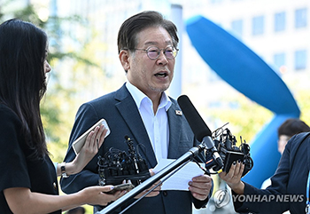 韓国最大野党代表　北朝鮮への不正送金疑惑巡り検察出頭