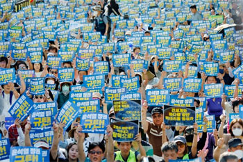汚染水糾弾集会の参加者は急減、秋夕の水産物ギフトは急増している韓国【9月11日付社説】